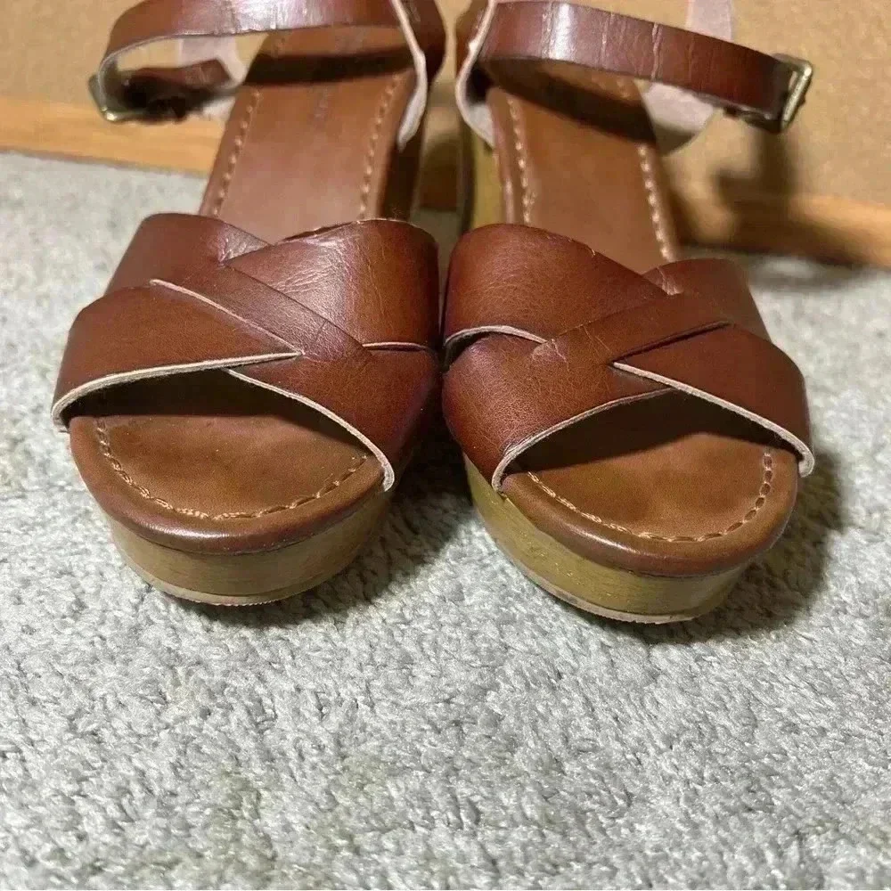 american eagle platform sandals Brown Wedge Heel Women’s Size 8